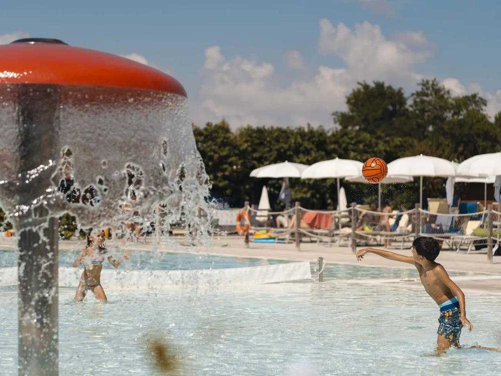 Willkommen in unserem Resort in Italien am Meer! Willkommen in unserem Resort in Italien am Meer!