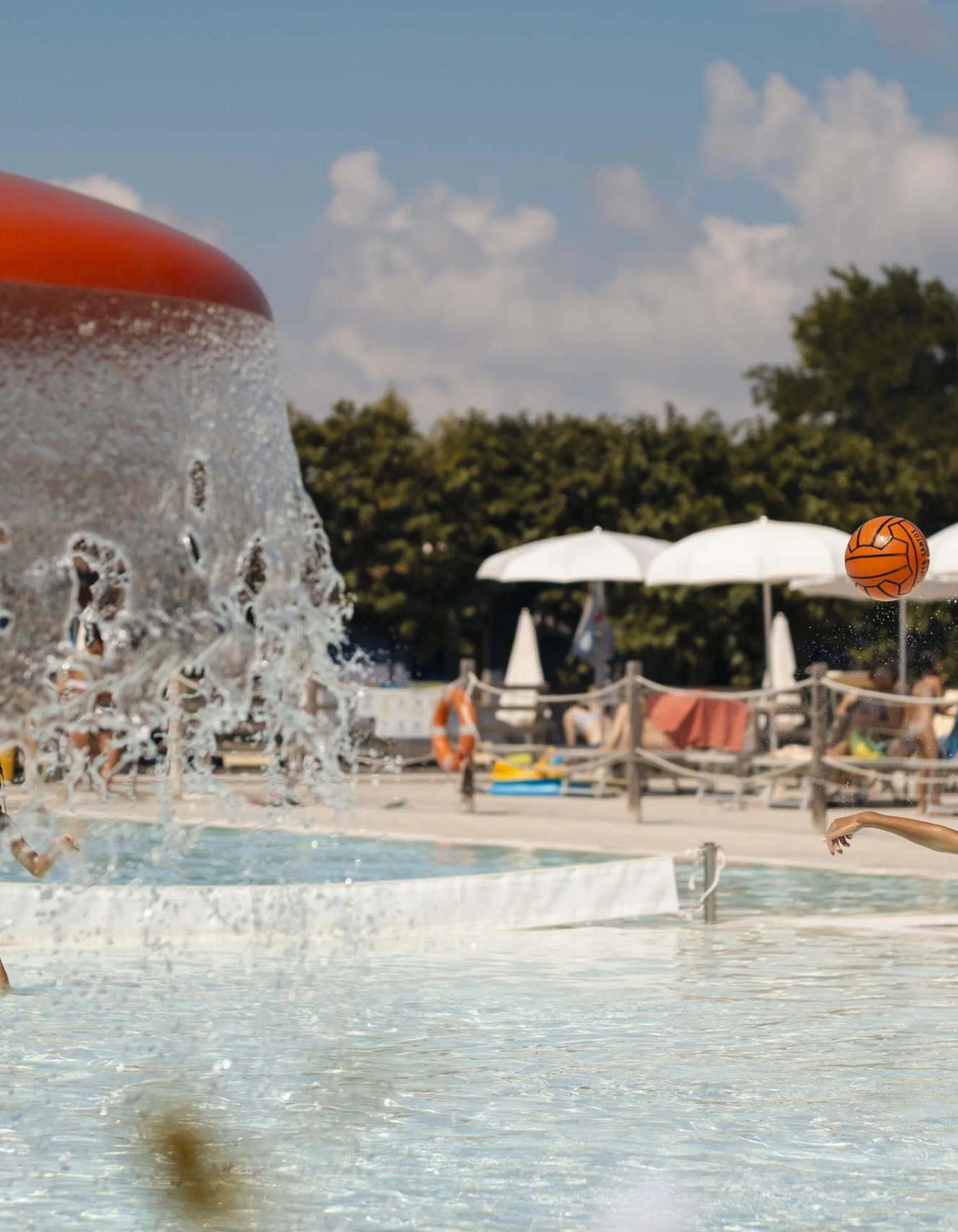 Fotos und Videos des Natural Village Resort