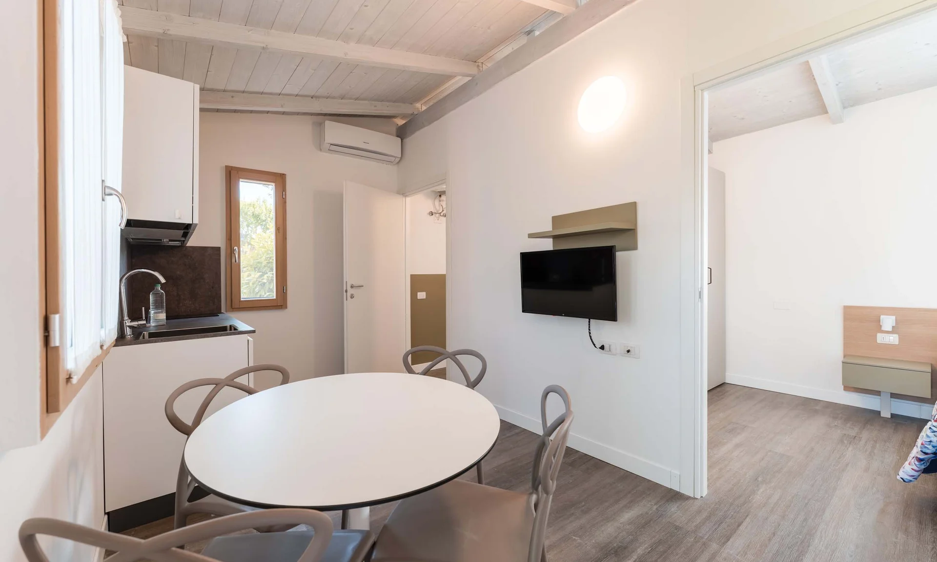 Fotos und Videos des Natural Village Resort