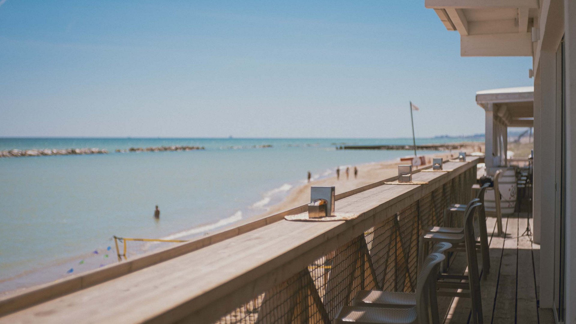 Seaside Restaurant mit Lounge Bar in den Marken