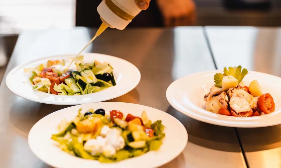Seaside restaurant & lounge bar in the Marche region